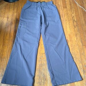 Dickies grey scrub pant with pockets , petite xs , very good condition